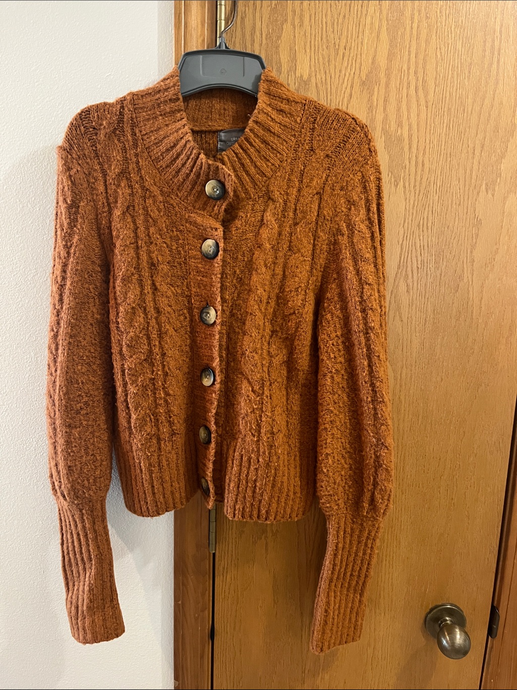 Urban Outfitters Sweater Cardigan Size Large